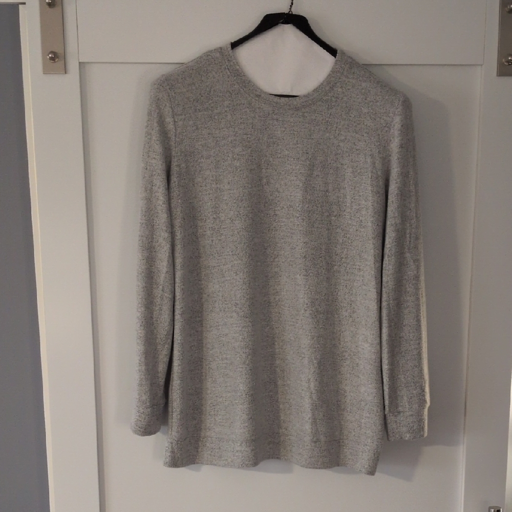 Gray Long Sleeve Sweater